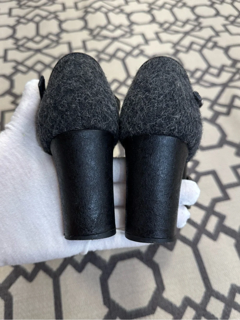 Paradis Noir Gray Fuzzy Wool Look Mary Jane Pumps Japan Women’s US 6 JP 23